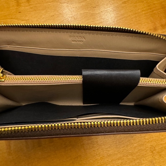 NWT Prada Large Leather Wallet - Brown - Picture 5 of 7